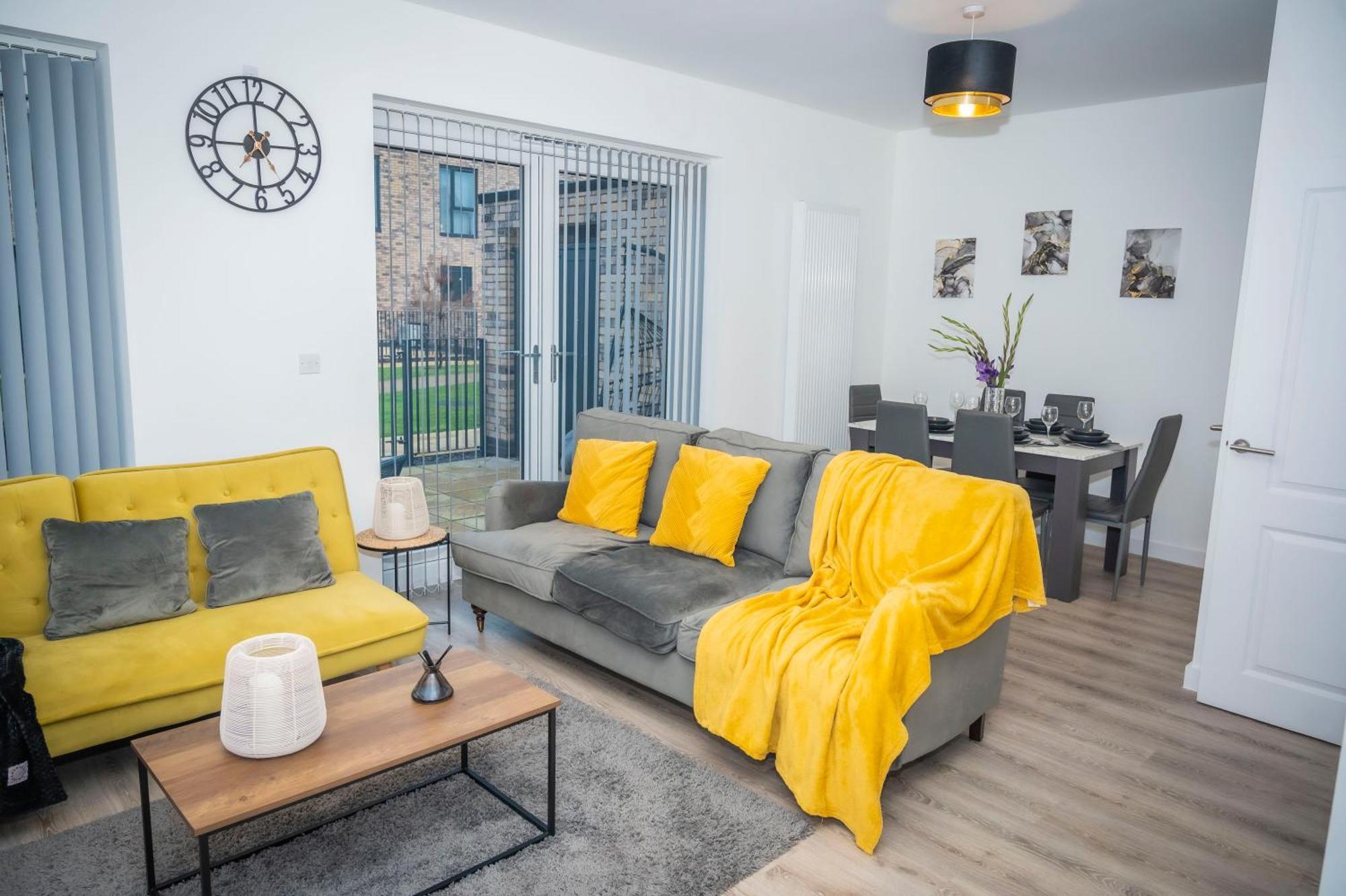The Parkes A Stylish 3Br House, 5 Mins From Central Birmingham Close To The Edgbaston Stadium, The Hippodrome, Uob, Aston And Bcu, China Town, Kings Heath Bhx Airport And Much More Екстер'єр фото