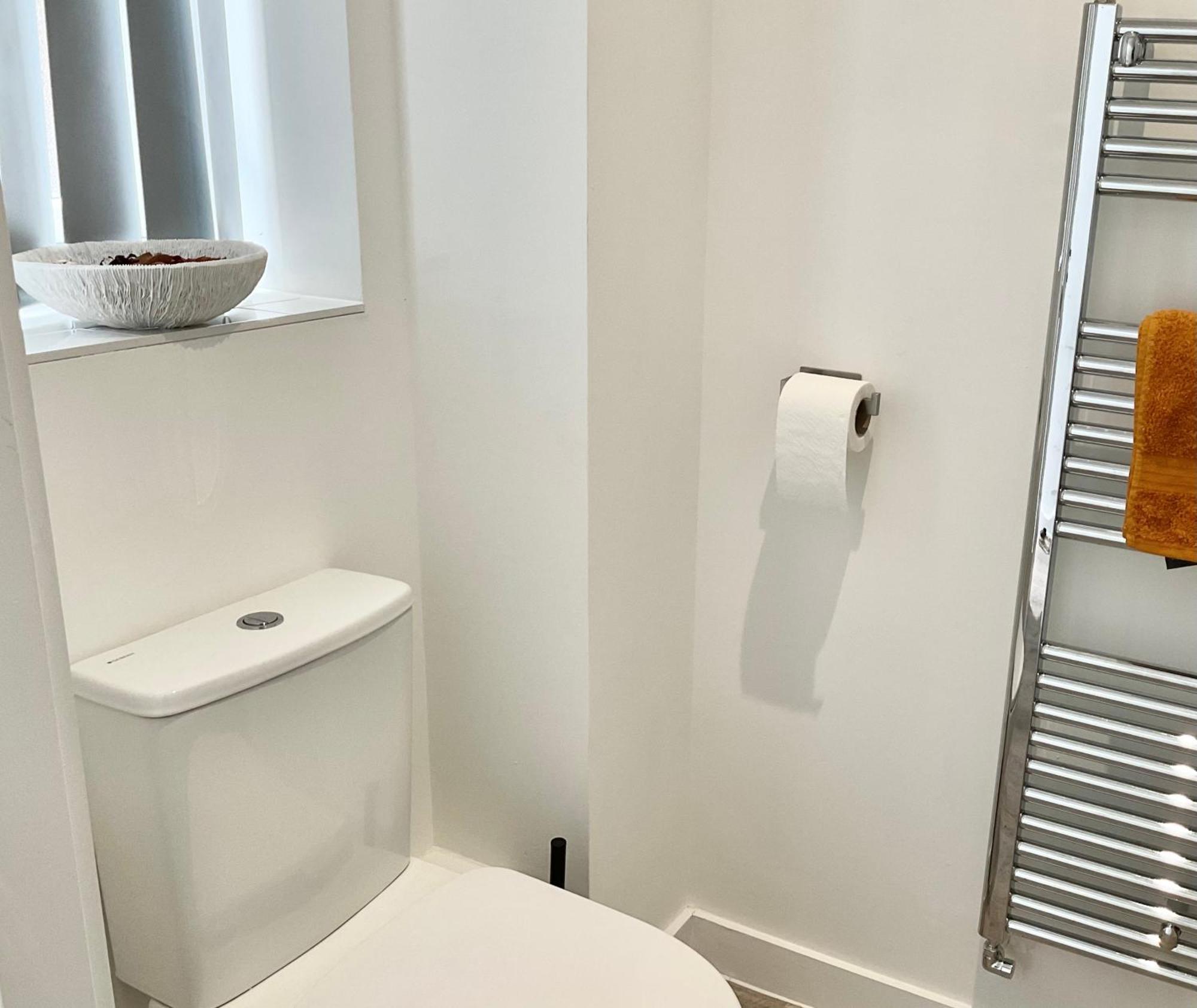 The Parkes A Stylish 3Br House, 5 Mins From Central Birmingham Close To The Edgbaston Stadium, The Hippodrome, Uob, Aston And Bcu, China Town, Kings Heath Bhx Airport And Much More Екстер'єр фото